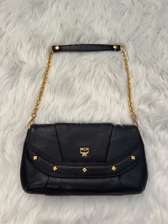 MCM pebble leather couch - Picture 2 of 13